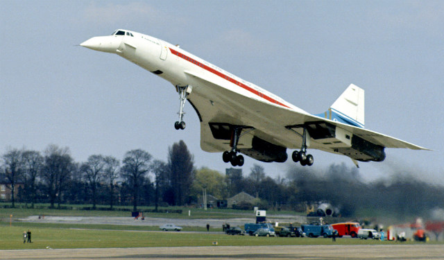 PICTURES & VIDEO: 50 years on from Concorde 002’s first flight