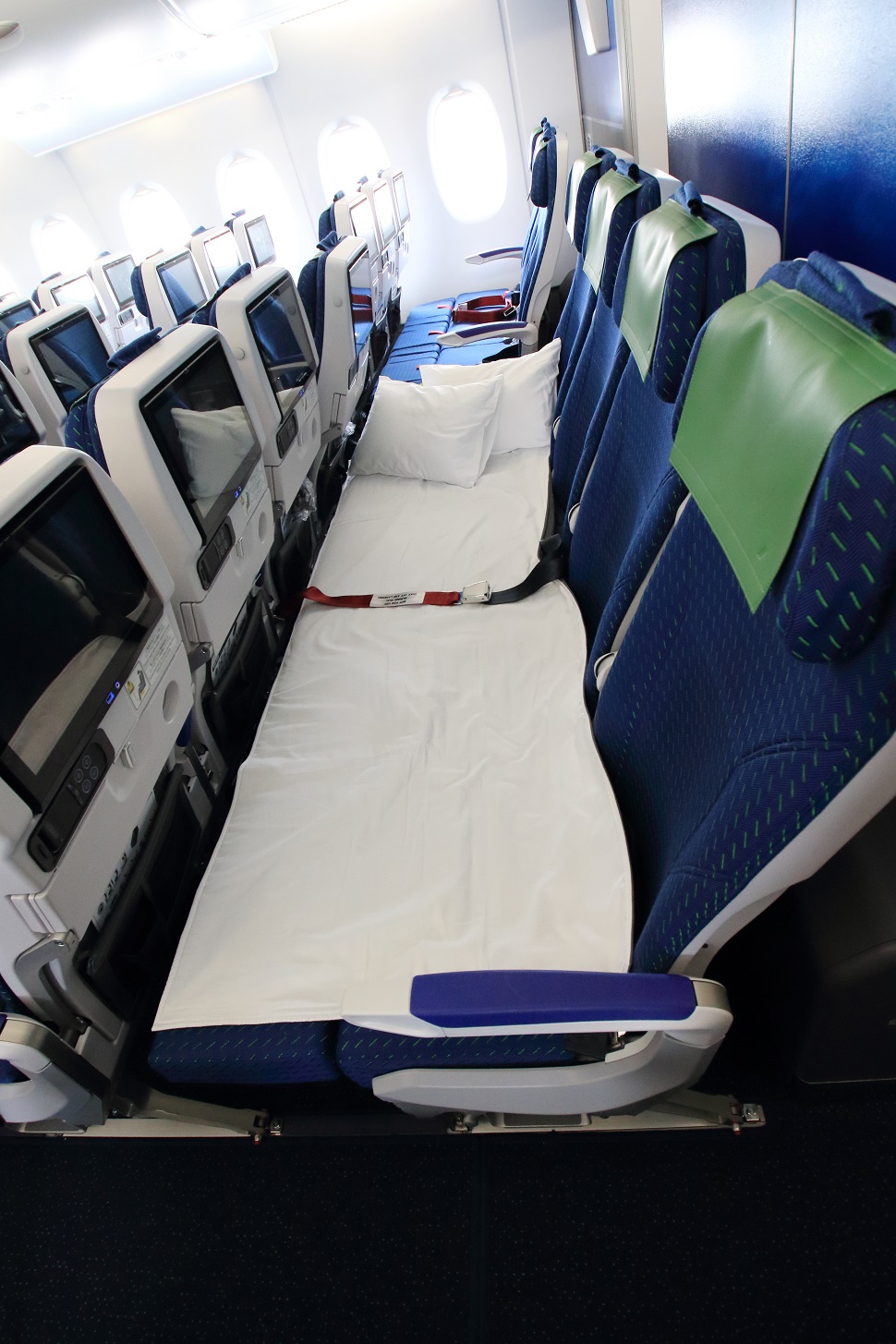 PICTURES: ANA reveals new A380 interior