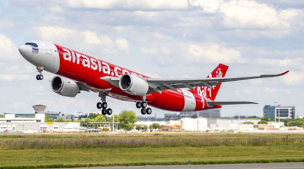 Picture Airasia Receives Its First A330neo